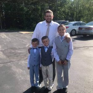 Meet your Posher, Derek